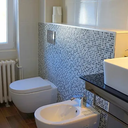 Filinhome Stefanovica 9 * ノヴィ・サド